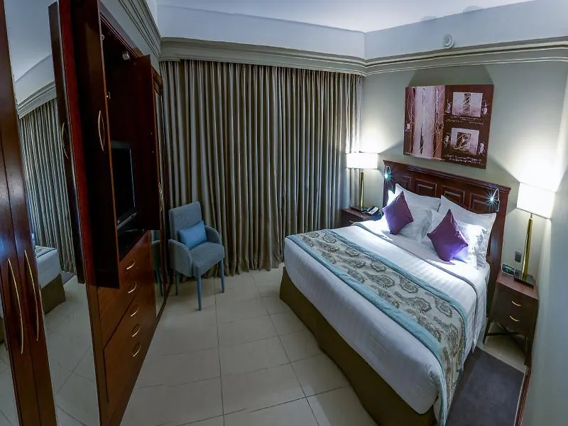 Somewhere Hotel Apartment Dubai 4*,